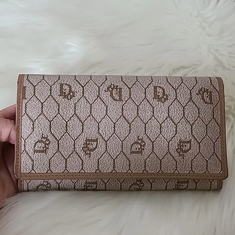 💯Authentic Christian Dior Long Wallet🍀